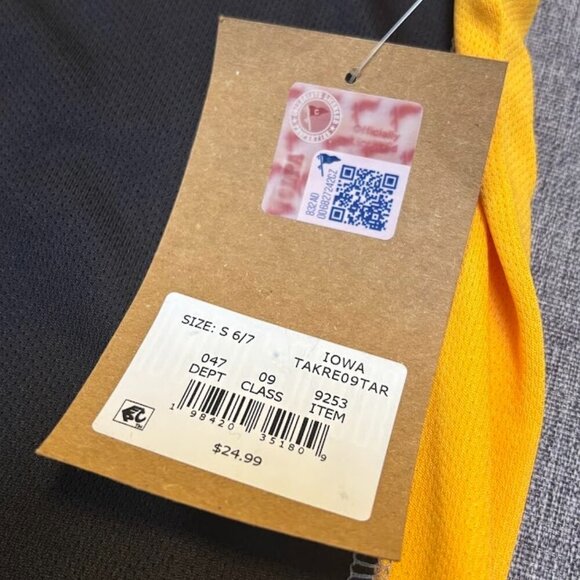 NCAA Iowa Hawkeyes Boys' Basketball Jersey, Small - Picture 3 of 5